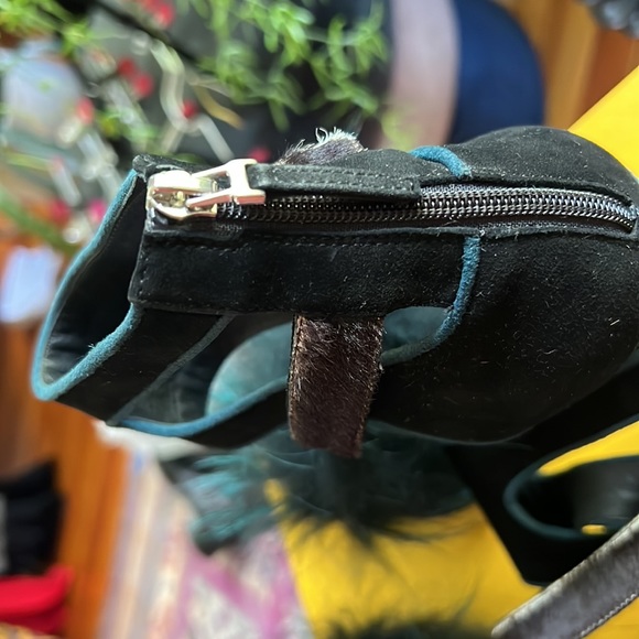 FENDI sandals size 40 EPIC. Suede and fur, peep toe - Picture 9 of 10